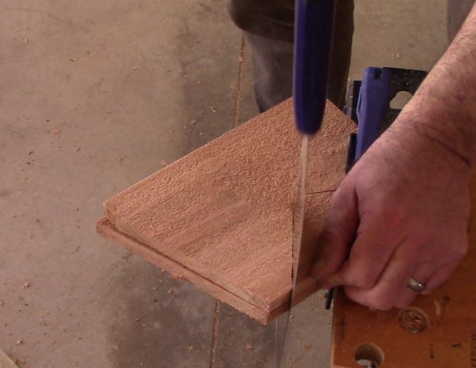 How To Build a Robin Birdhouse / Nest Box – Step by Step – GrowIt BuildIT